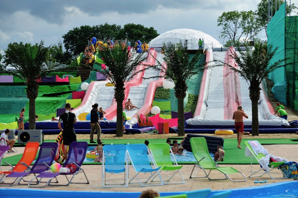 inflatable bouncing slide